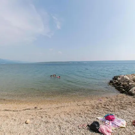 Beautiful With Private Pool, Garden With Relax Area, Taverne 度假居