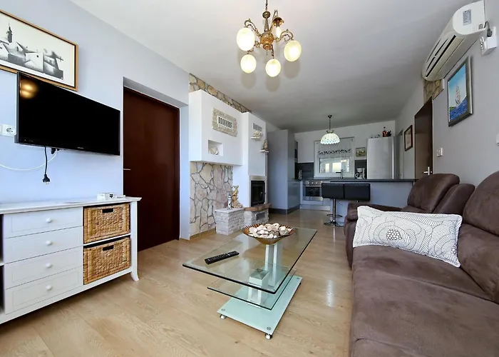 Дом отдыха With Sea Views & Pool Масленица