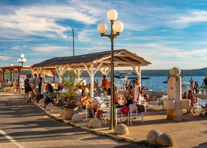 Дом отдыха With Sea Views & Pool *