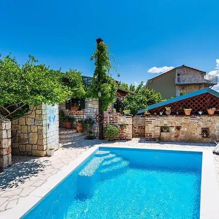 With Sea Views & Pool *