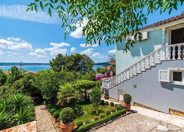 With Sea Views & Pool * Масленица